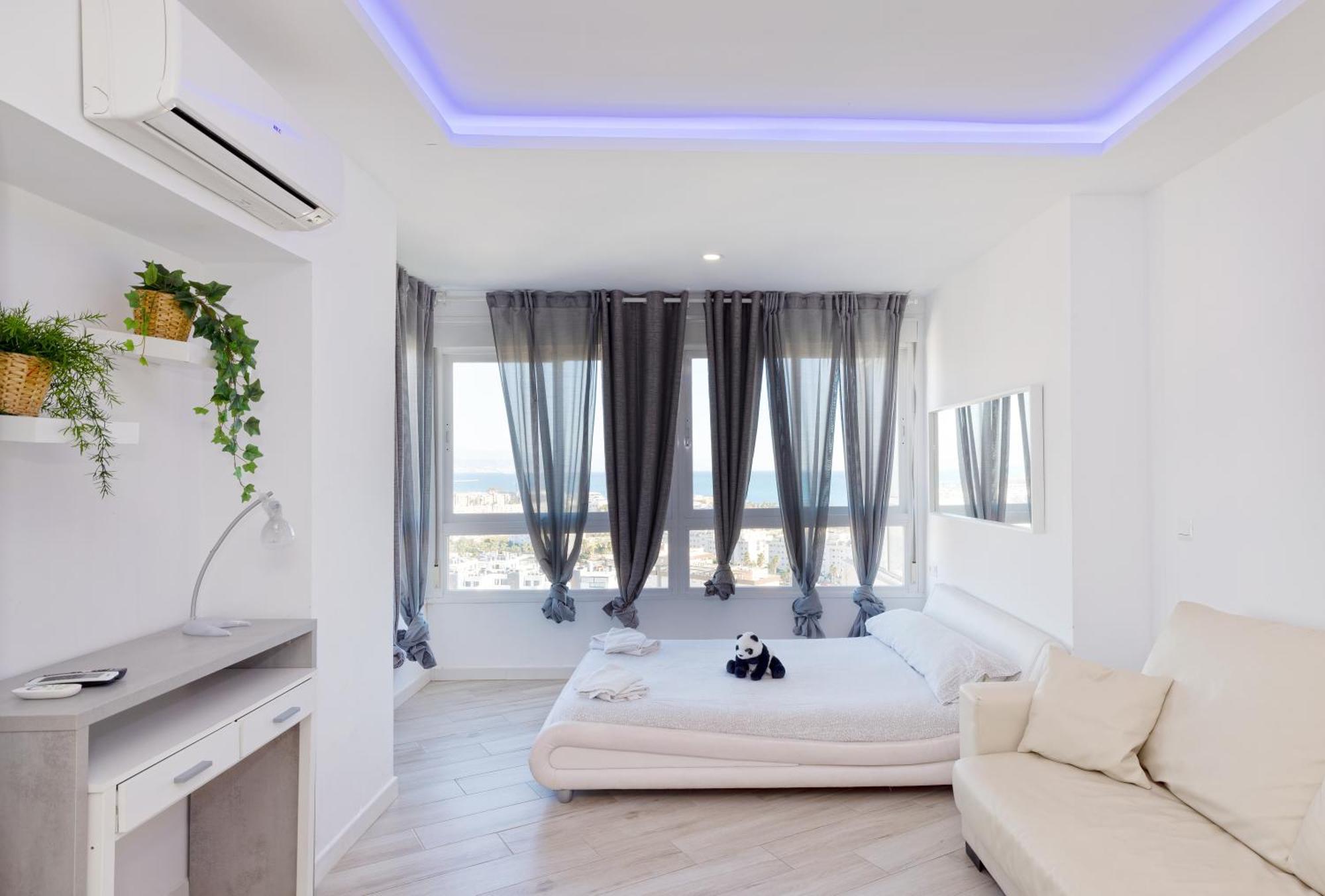 Sun Apartments Torremolinos Eksteriør billede