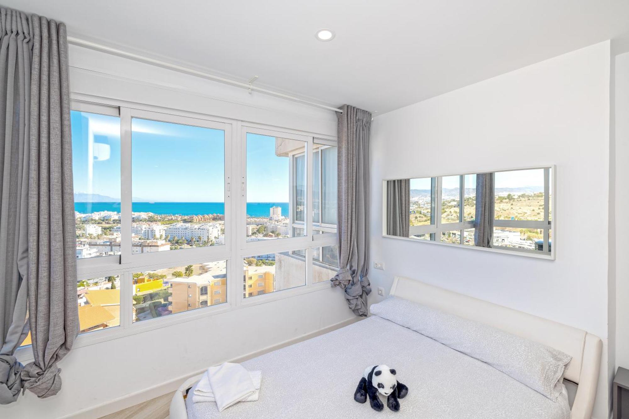 Sun Apartments Torremolinos Eksteriør billede